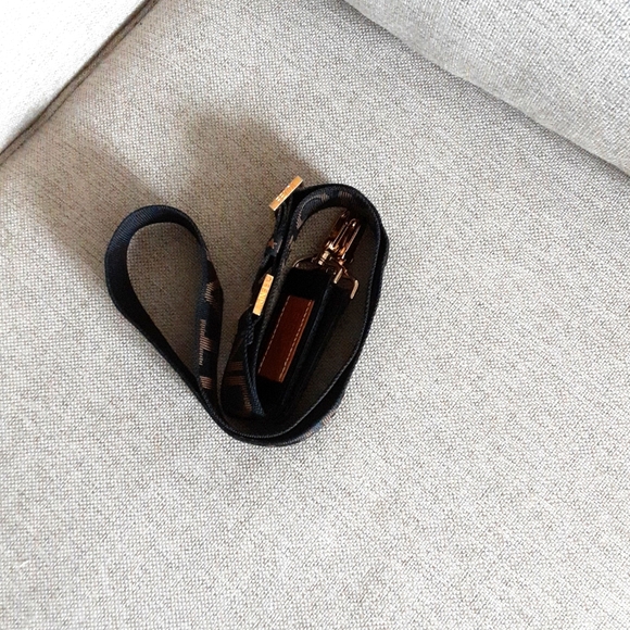 Fendi crossbody shoulder strap replacement Unisex 👫detachable and adjustable ‼️ - Picture 10 of 10